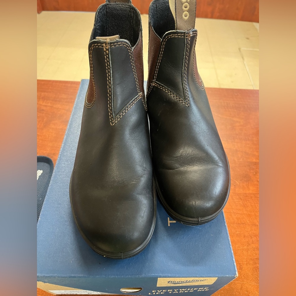 Blundstone Black Leather Ankle Boots
